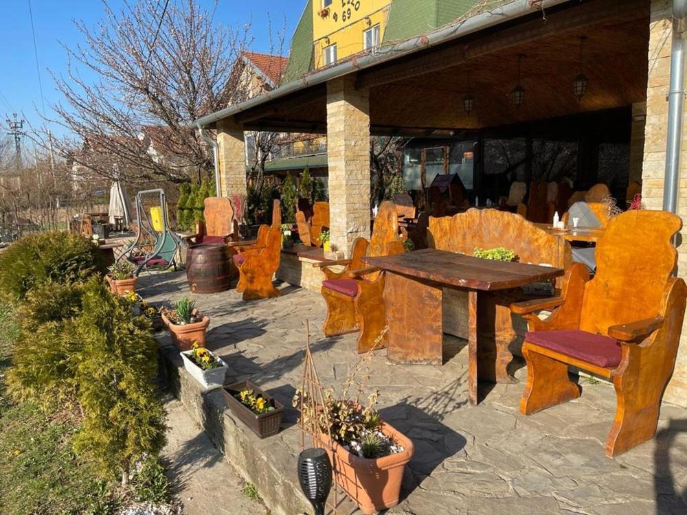 Vila Prezident Сремски-Карловци Экстерьер фото